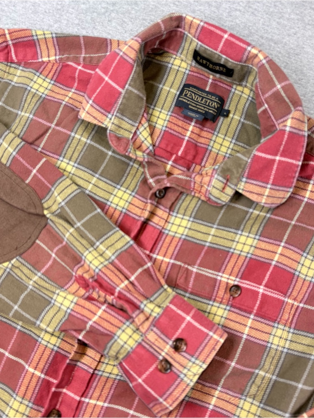 Pendleton Hawthorne Flannel Shirt Men’s Large Elbow Pads Tartan Plaid Button Up
